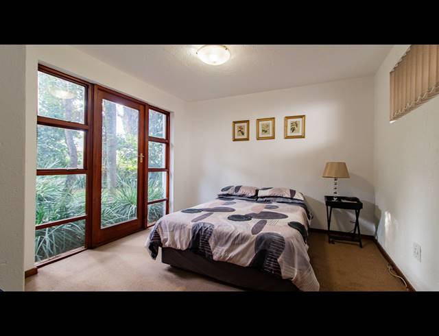 4 BEDROOM TOWNHOUSE FOR SALE IN MORNING HILL